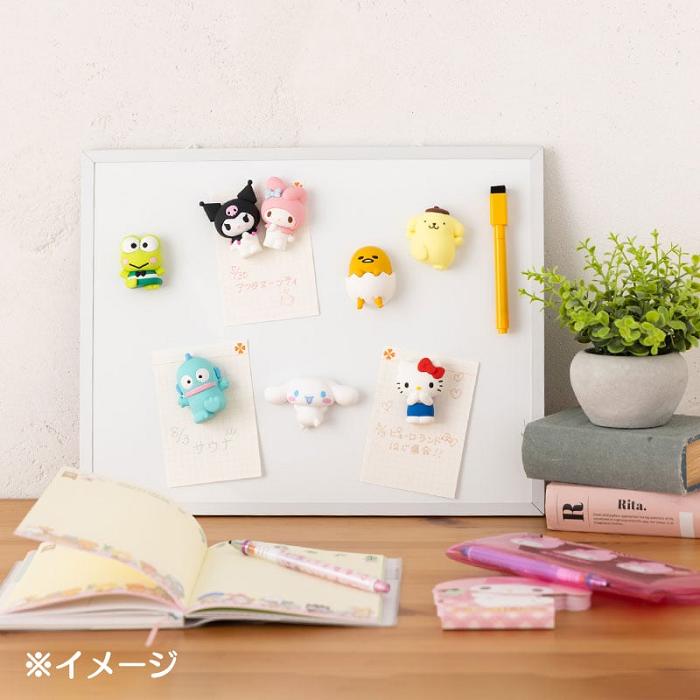 Hello Kitty Badtz-maru Mini Mascot Magnet Czarne | PL_HK47874