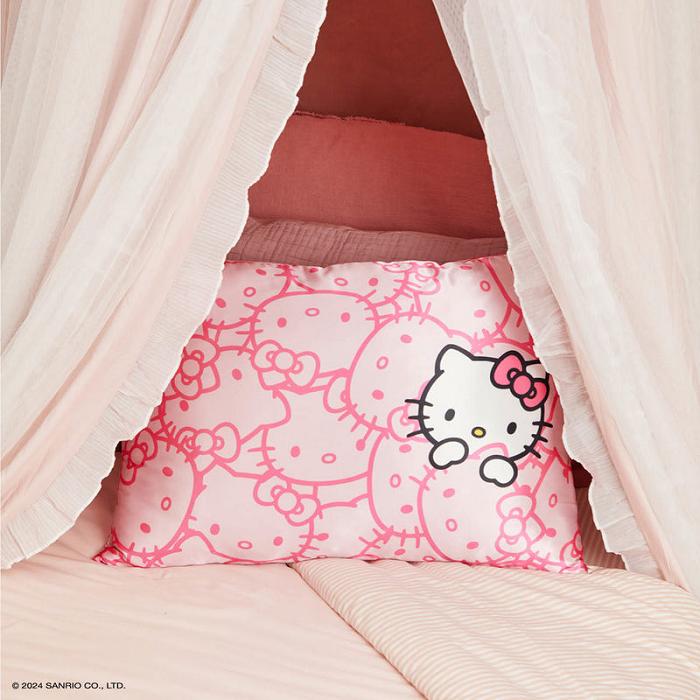 Hello Kitty Hello Kitty x Kitsch Faces Pillowcase (Pink) Różowe | PL_HK44327